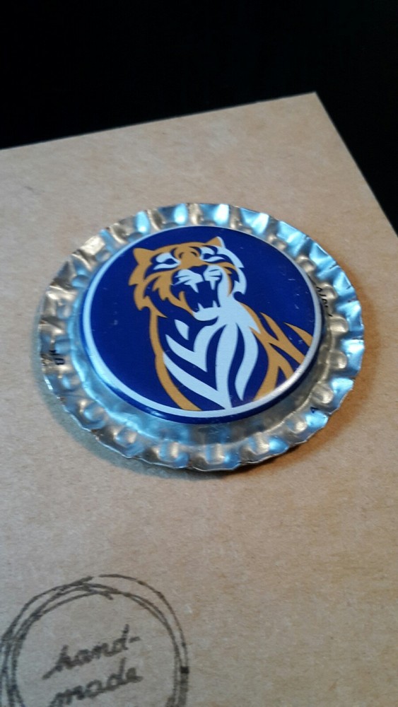 BOTTLE CAP FRIDGE MAGNET TIGER