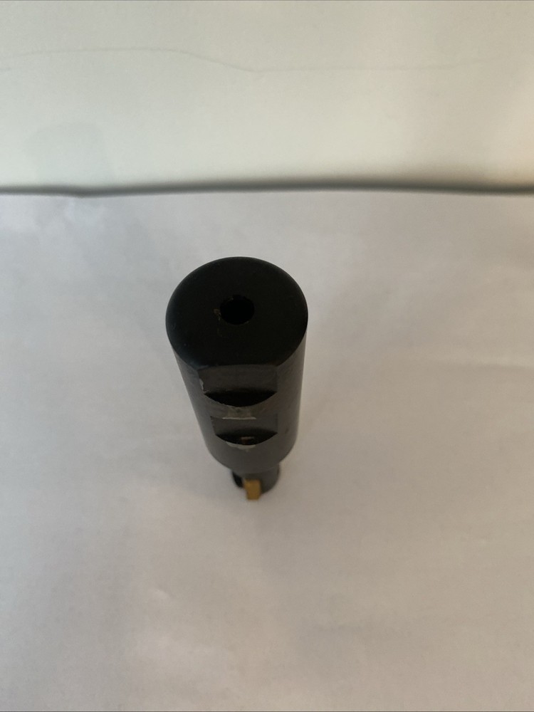 Vardex TMC-100-4 coolant thru indexable thread mill 124/207