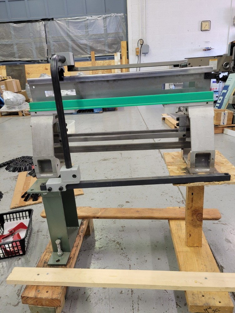 MULLER MARTINI MINUTEMAN HANDFEED STATION