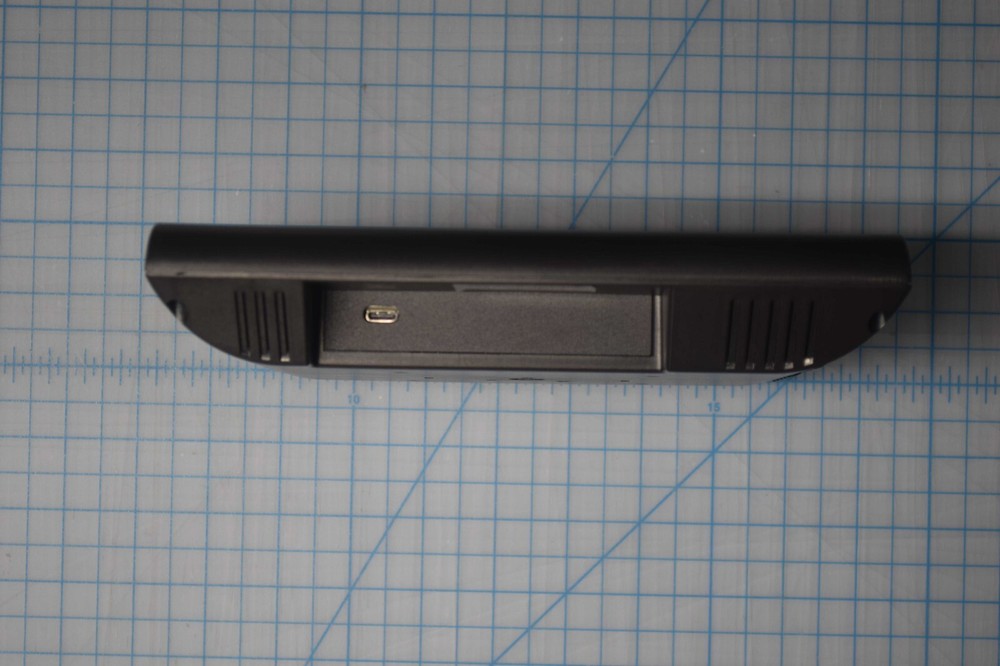 Zero Bezel Design with Long Pole Non-touch New DP801C-U