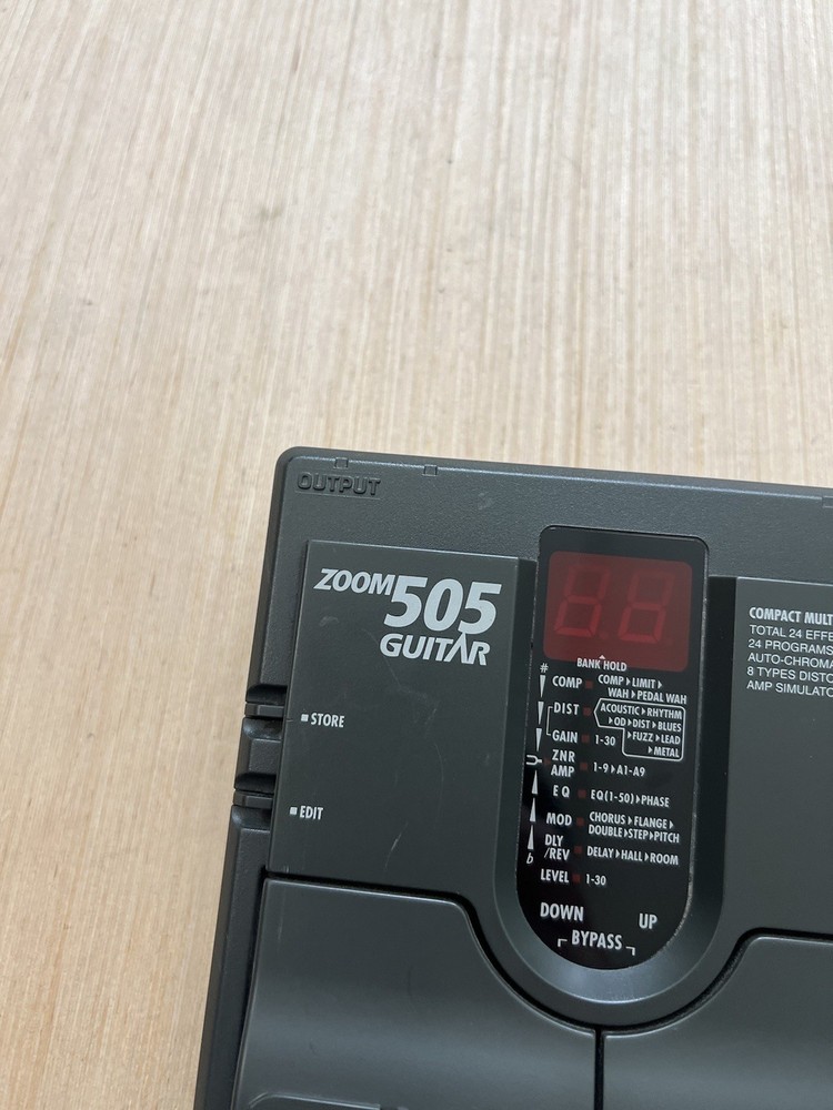Zoom 505 Guitar Compact Multi Effects Processor Guitar Pedal Untested Read