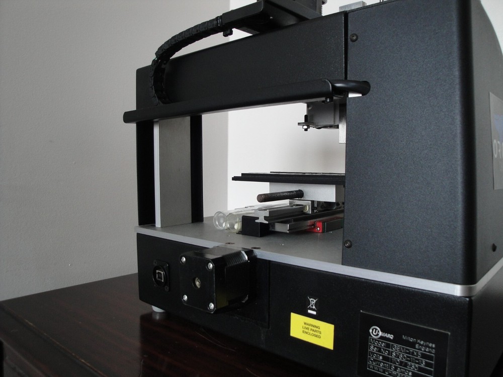 U-MARQ GEM-TX5 Engraving Machine