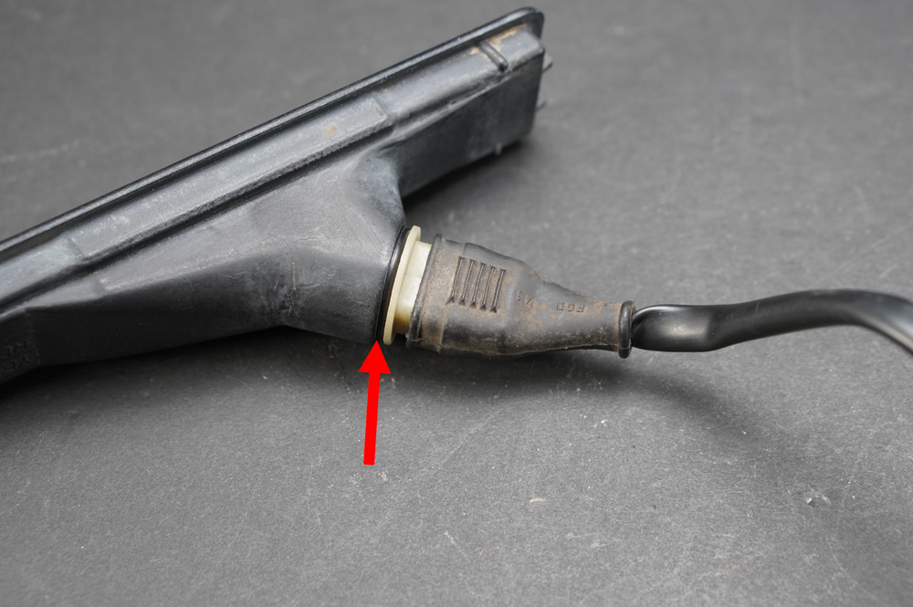 For BMW E30 Side Marker O-Ring Set for Bulb Socket Set of 4