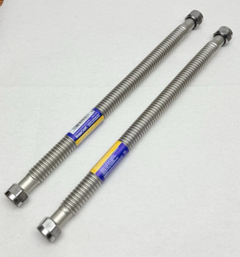 LOT OF 2, SWB00-18N BRASSCRAFT, WATER HEATER CONECTOR 3/4FIP X 3/4 FIP X 18"