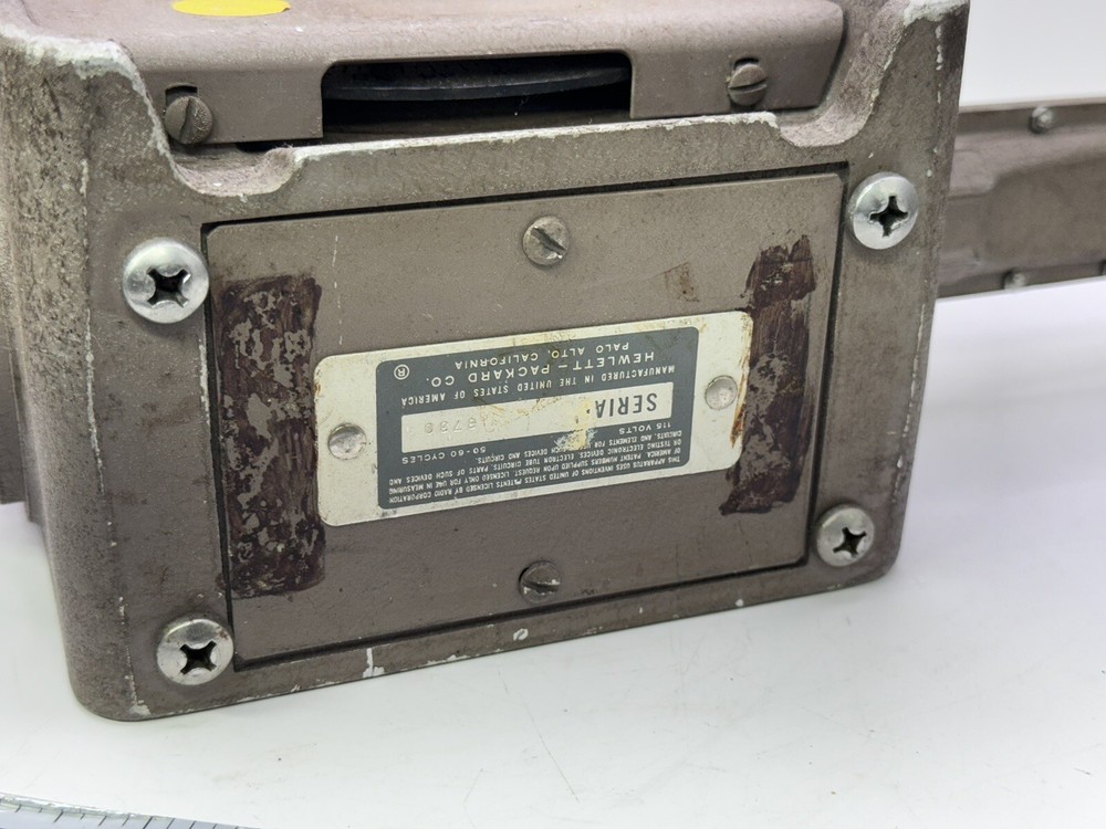 Vintage HP MODEL X382A VARIABLE ATTENUATOR Waveguide