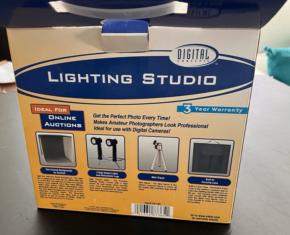 Digital Concepts Portable Lighting Studio New Open Box