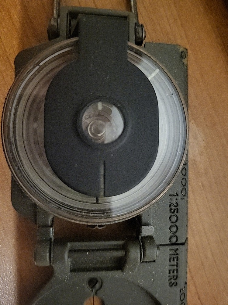 Compass Vintage 1:25000 Meters