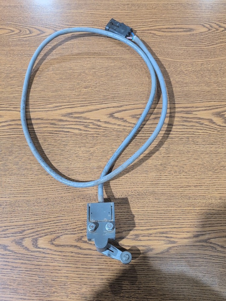 Implement Switch Kinze