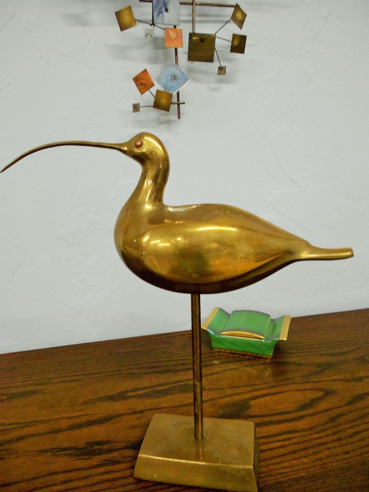 COOL, LARGE SANDPIPER SOLID BRASS HEAVY JERE ERA SUPER COOL