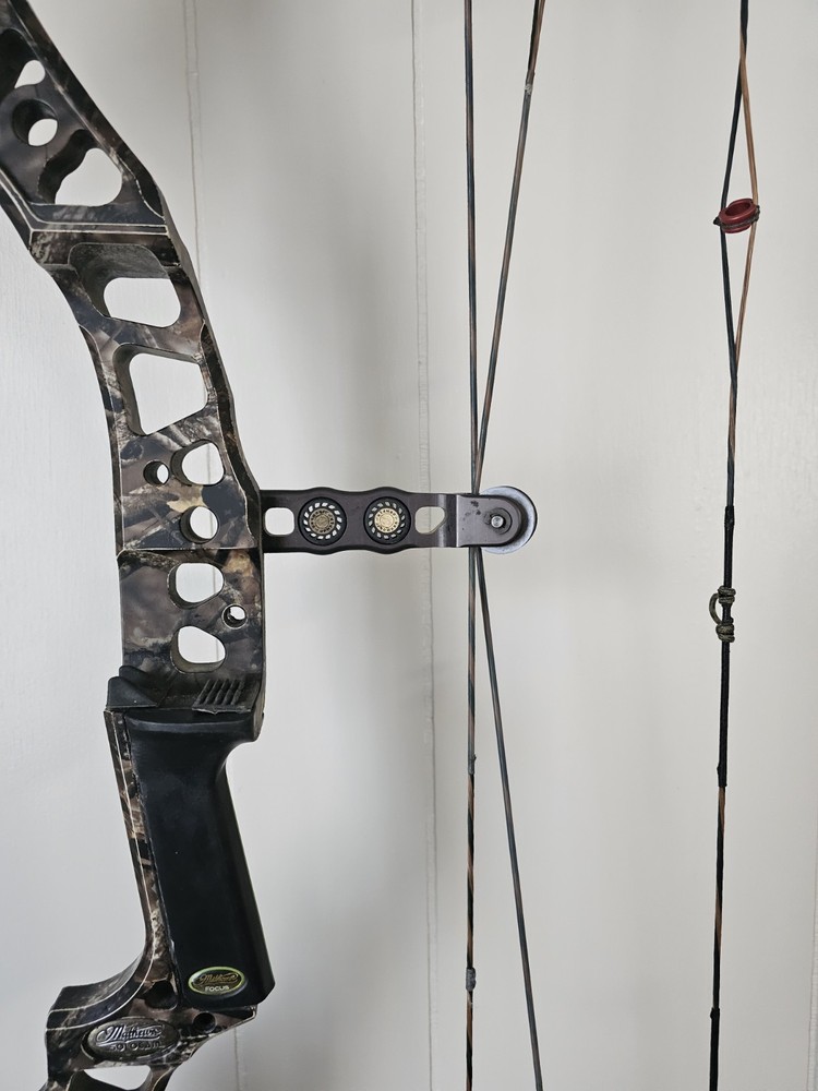 Mathews DXT Compound Bow