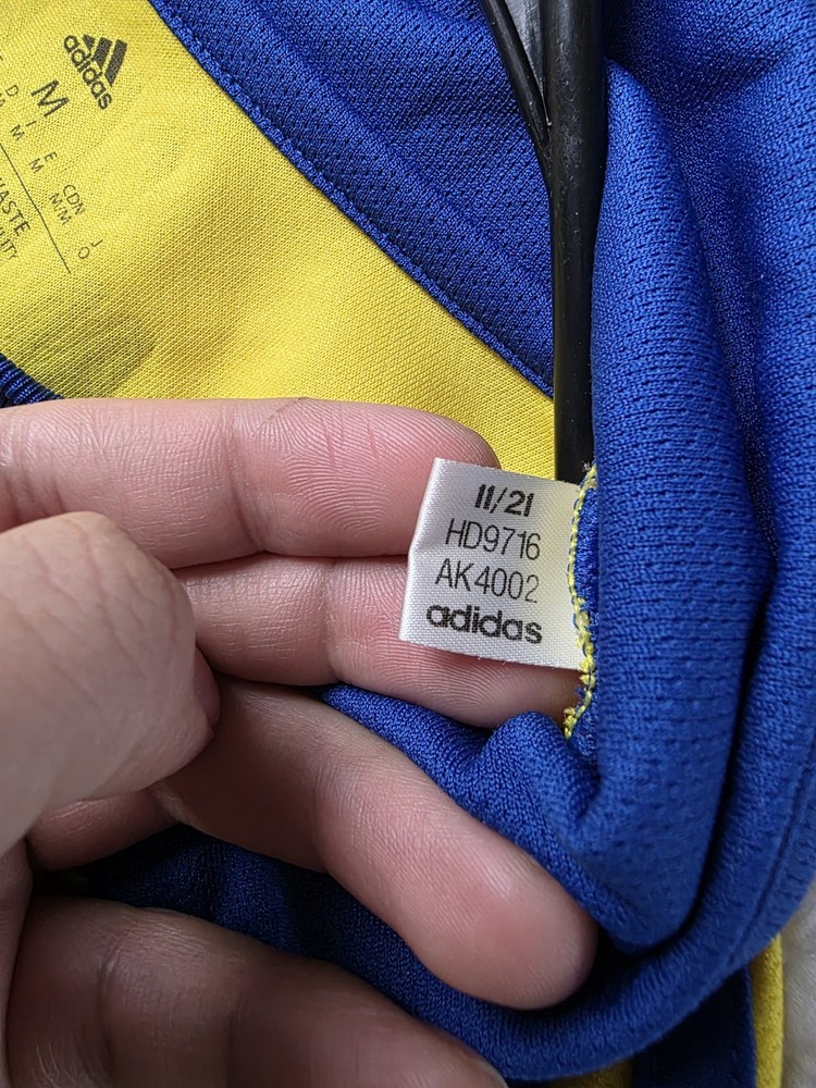 Boca Juniors 2022 Adidas Third Jersey (Size Medium)