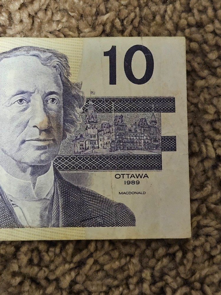 1989 Canadian 10 Dollar Bill