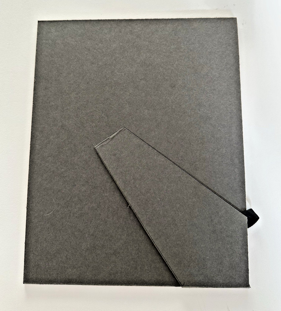 Elaborate Easel Back matting