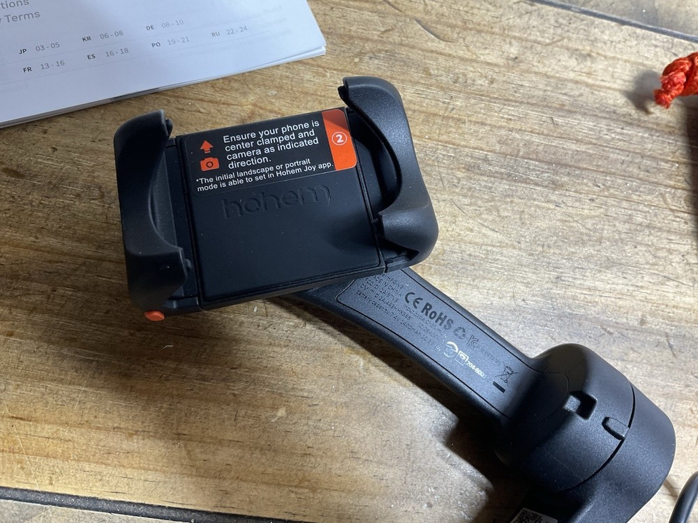 Hohem iSteady V3 Smartphone Stabilizer/Gimbal