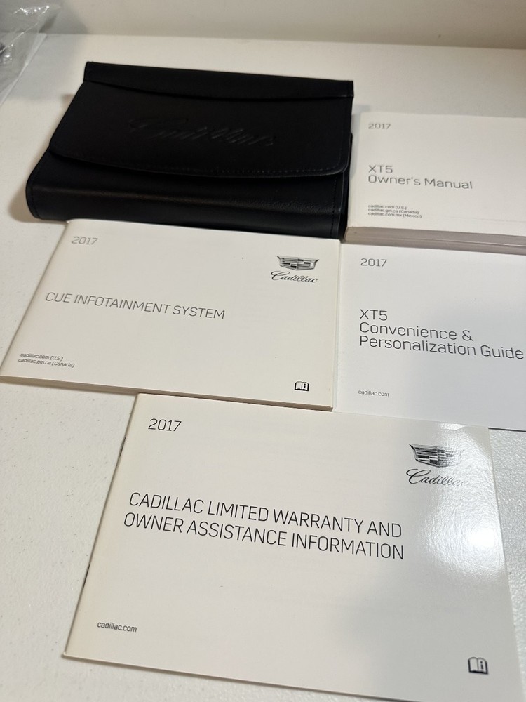 2017 Cadillac XT5 Owner Manual Set