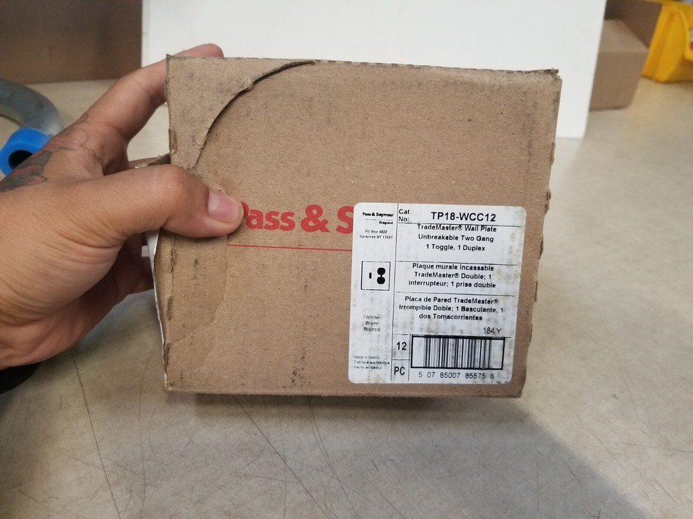 12 Pack Legrand TP18WCC12 White 2G Toggle/Duplex Plates
