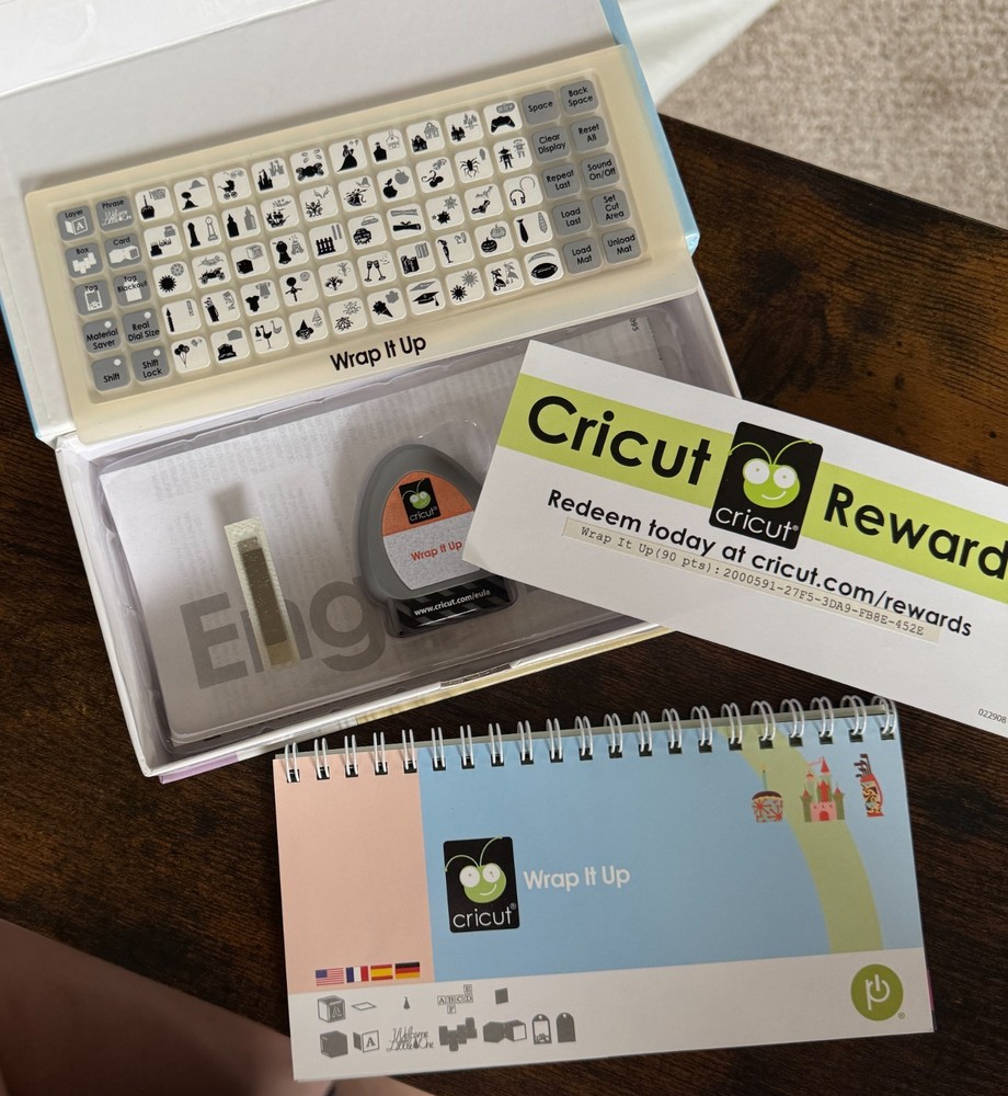 CRICUT CARTRIDGE "WRAP IT UP"