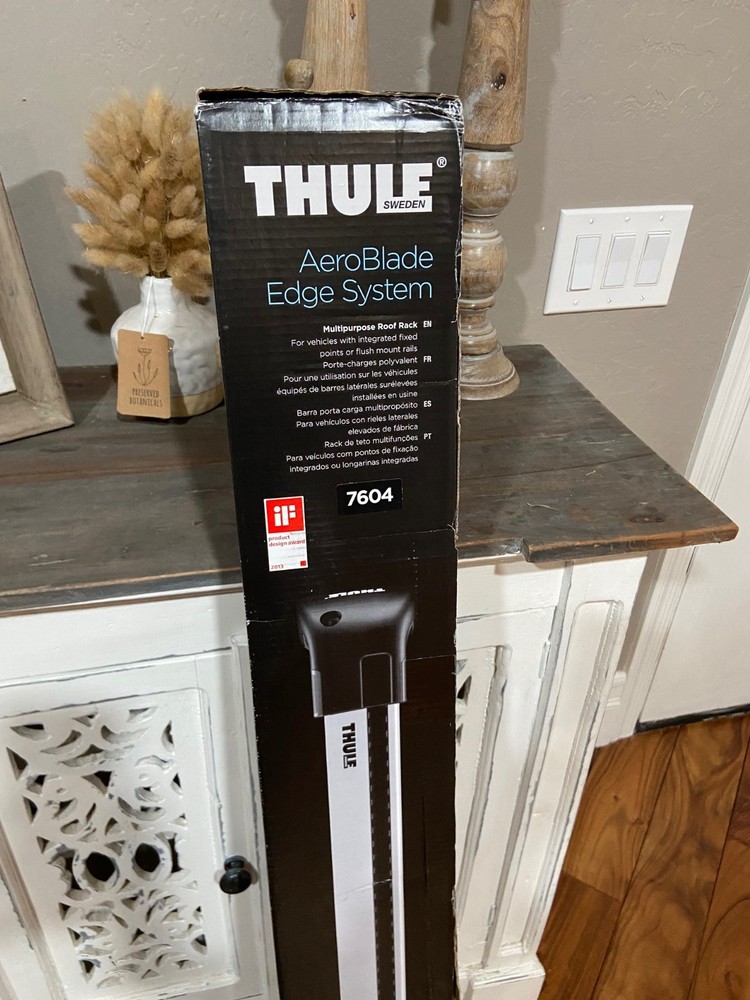 7604 Aeroblade Edge System Flush Bar Extra Large in Silver / Black