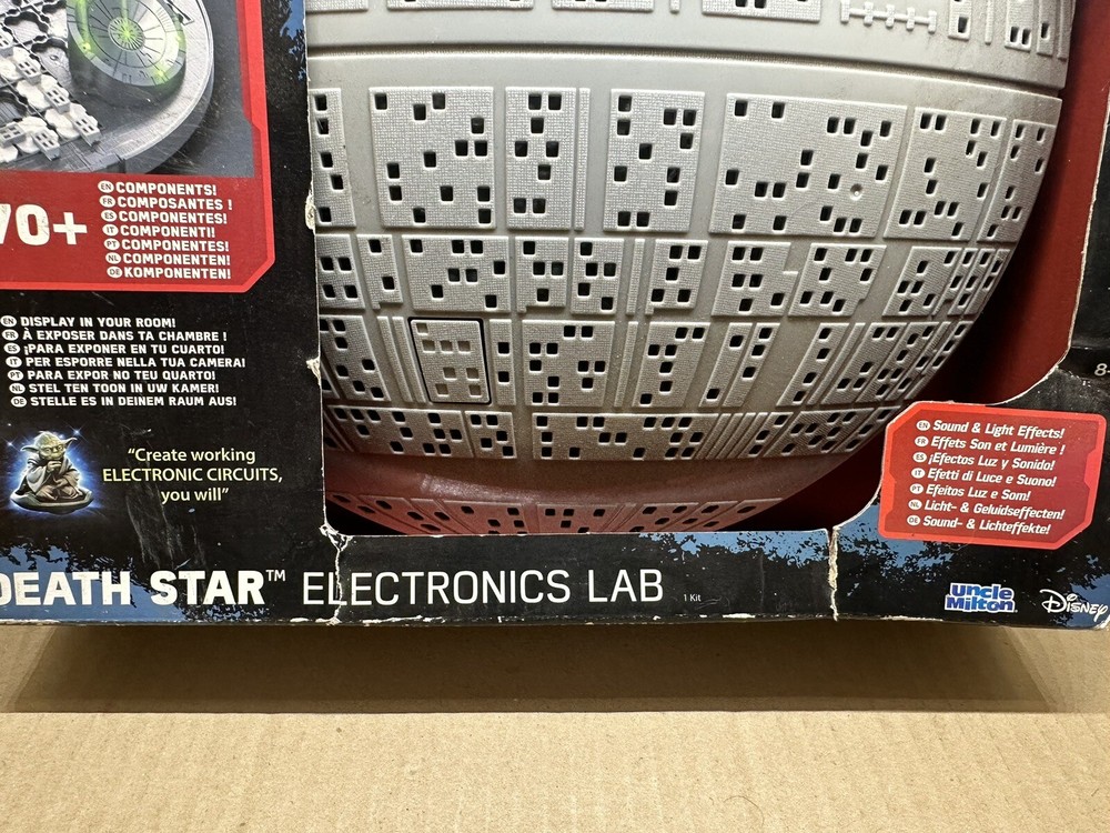 Star Wars Death Star Electronics Lab Kit Science Uncle Milton Lights Soun