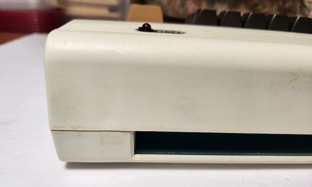 Vintage Commodore Vic 20 Computer Tested Powers New Capacitors