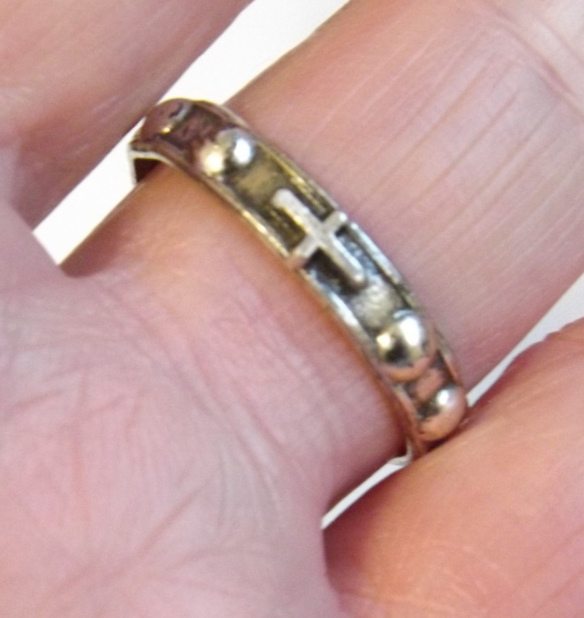 Vtg 1960's new old stock pocket rosary band ring adjustable 10 religious cross