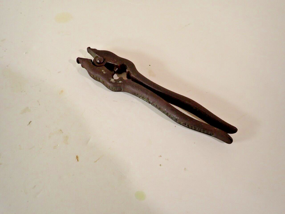 Vintage  IXL Chain Plier Patented