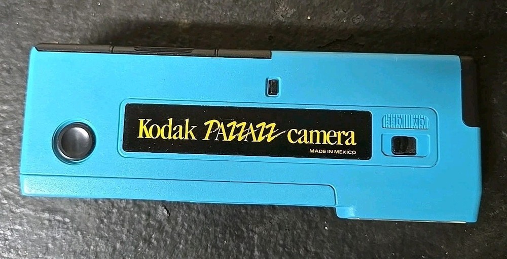 Vintage Blue Kodak PAZZAZZ Camera (Untested)