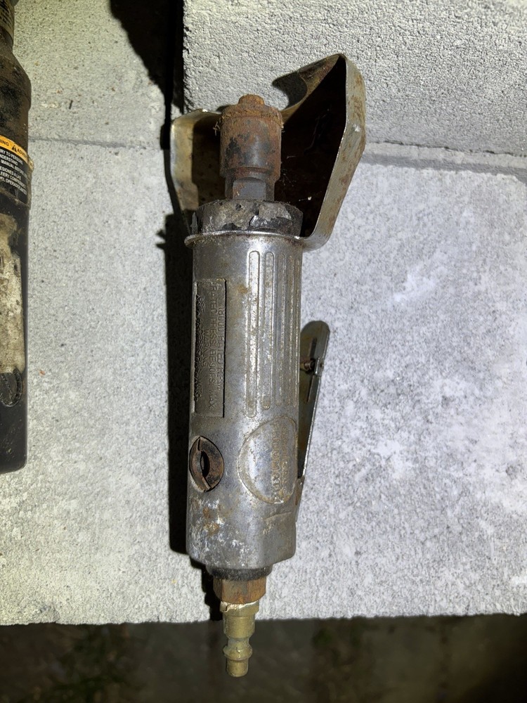 Central Pneumatic Angle Die Grinder