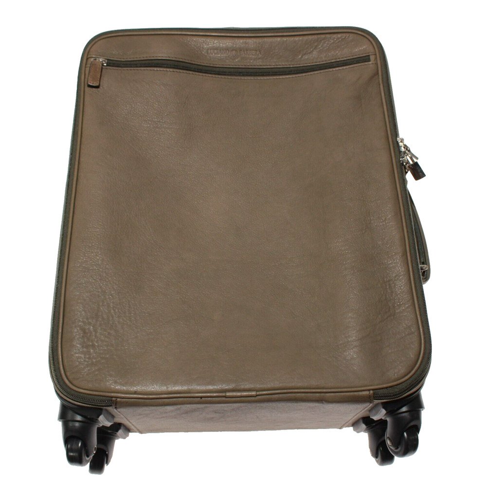 Luciano Barbera NWOT Leather Roller Suitcase in Solid Olive Green