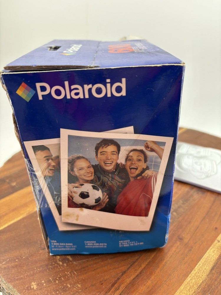 Polaroid 600 One Step Express Instant Camera Flash Navy Blue Hand Strap NIB