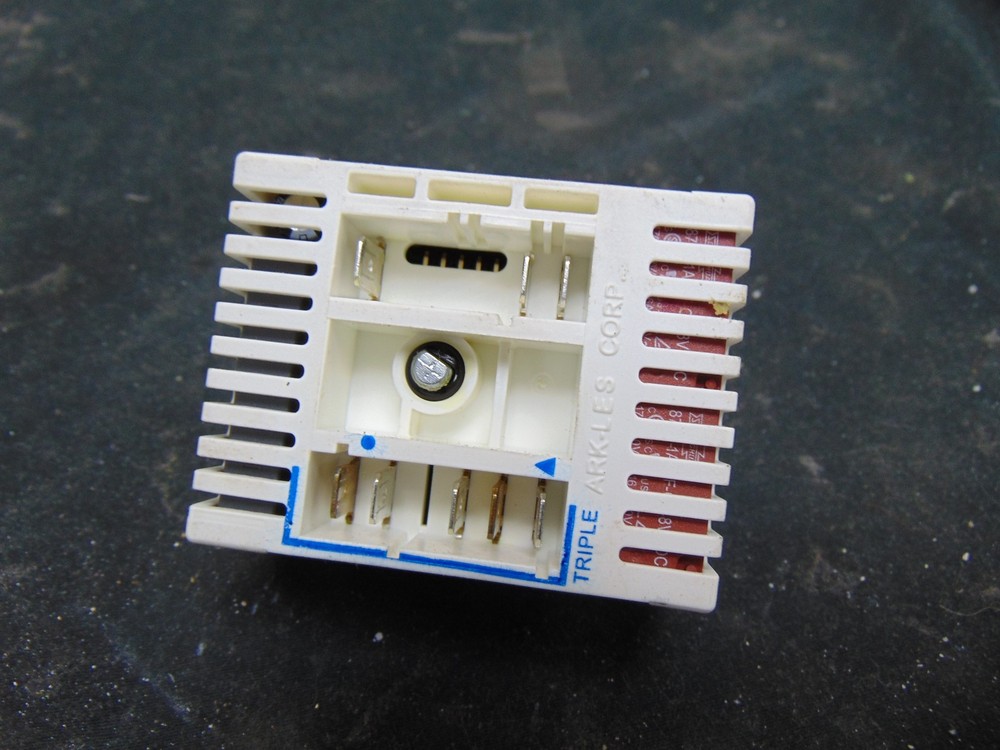 Electric Range KERS505XWH00 Surface Element Control Switch WPW10296657