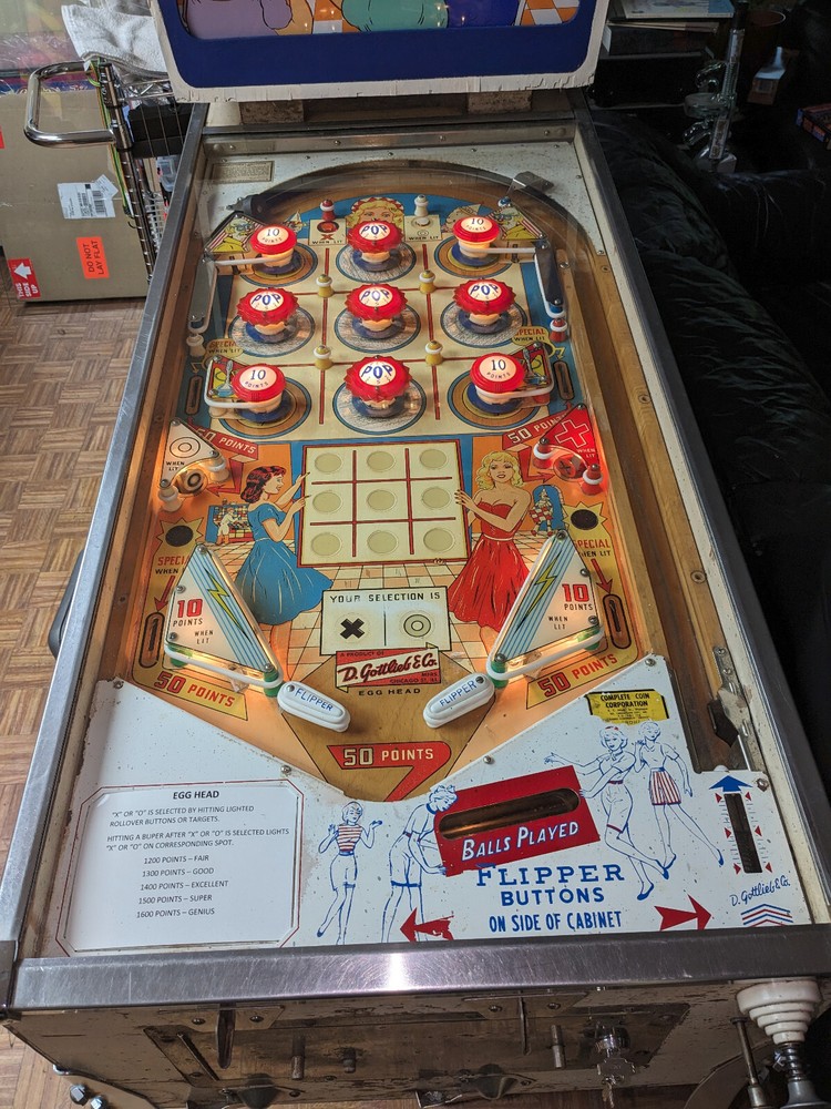 1961 Gottlieb Egg Head Pinball Machine