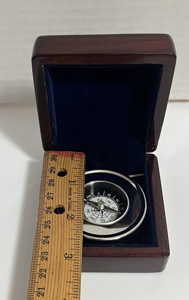 Compass For Desk With Keepsake Box 3x3