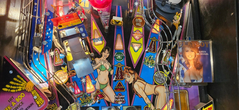 PLAYBOY Pinball Machine - Stern 2002 - 2006