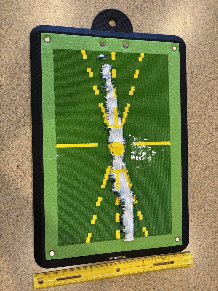 NEW IN BOX Golf DIVOTDOC Swing Training Mat, Hitting Mat with Path Feedback NEW