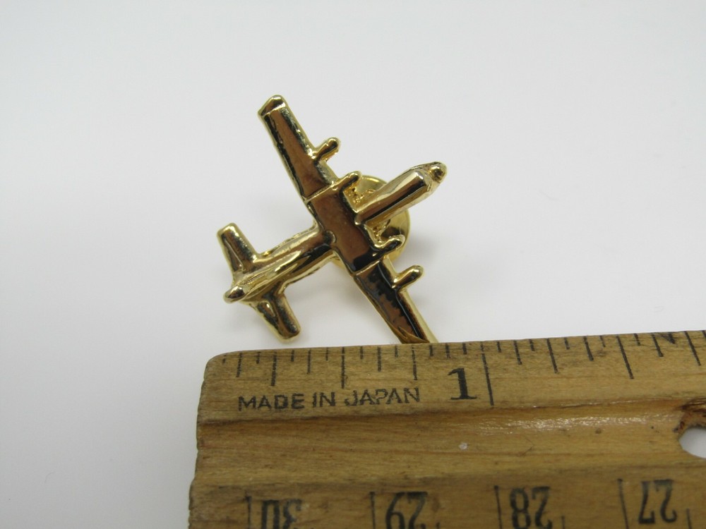 Airplane Pin Nice Gold Tone Design