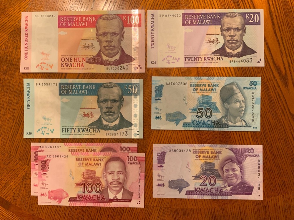 Vintage banknote lot from Malawi.