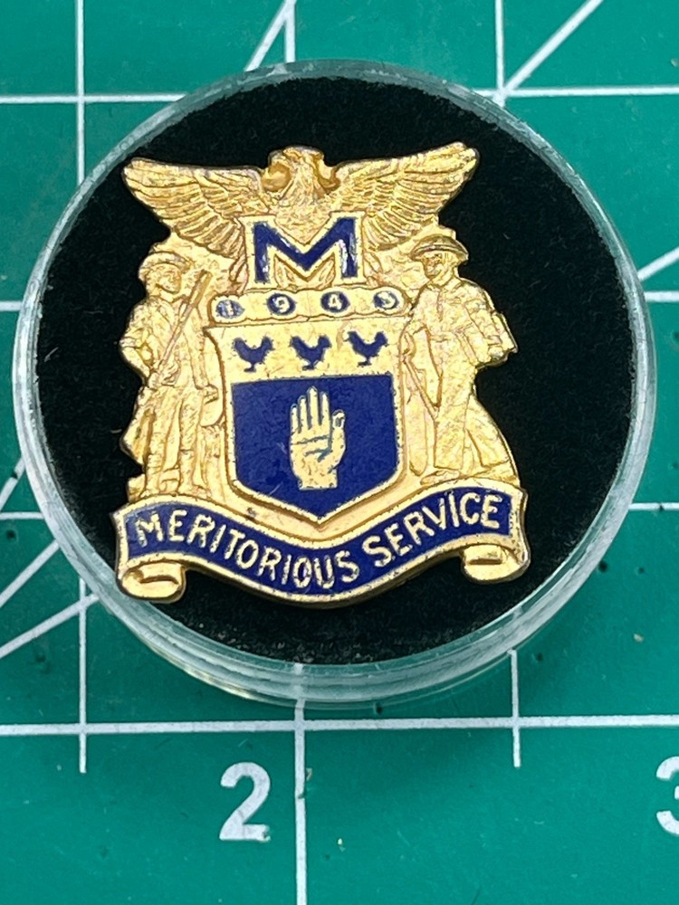 WWII War Worker Meritorious Service Homefront Pin