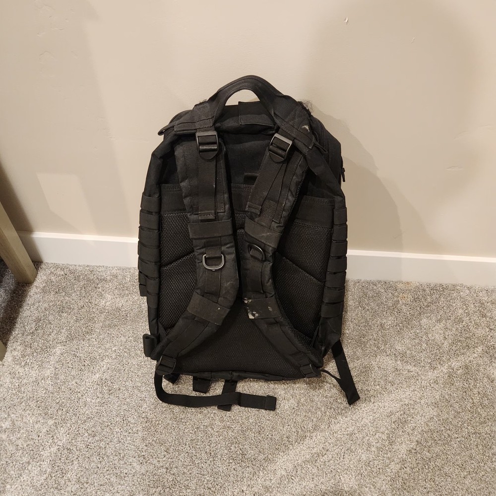MILITARY TACTICAL BACK PACK.