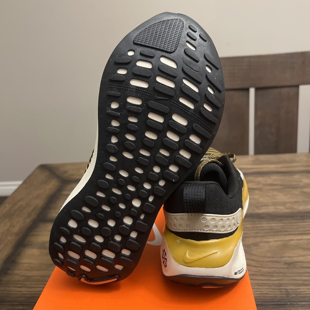 NikeReactX Infinity Run 4 Men’s Size 10 Black/ Gold