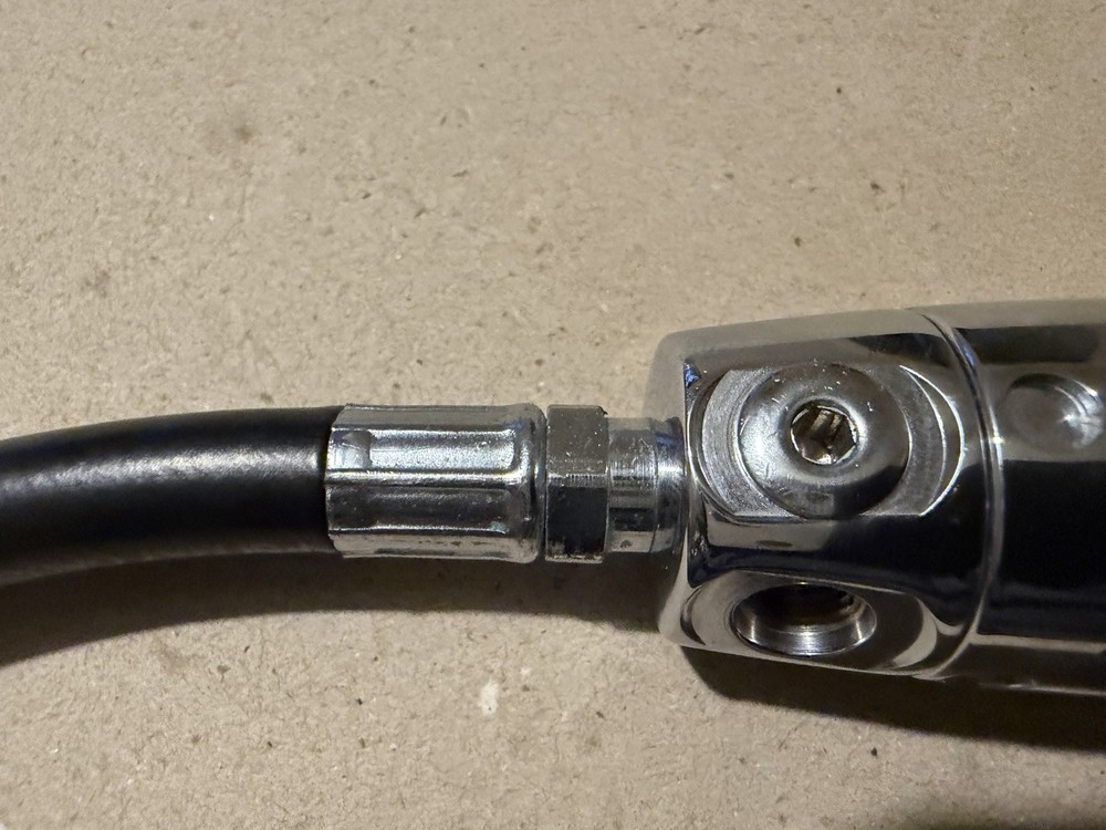 Atomic Aquatics B1 First & Second Stage (Swivel)(Titanium 2nd)(Din) READ!