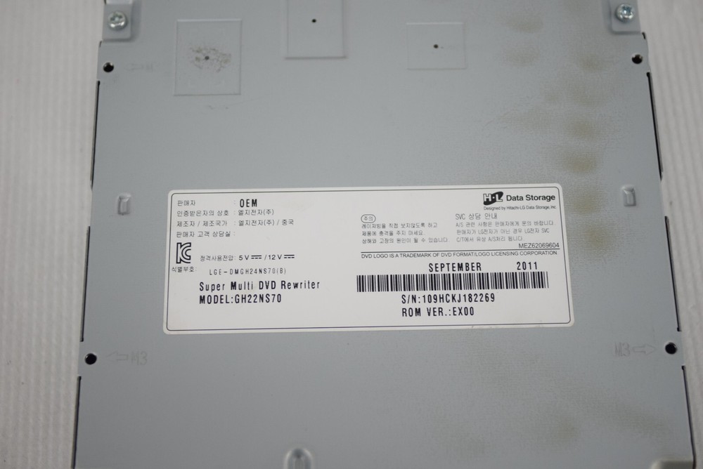 HL Storage GH22NS70 DVD CD Rewriter