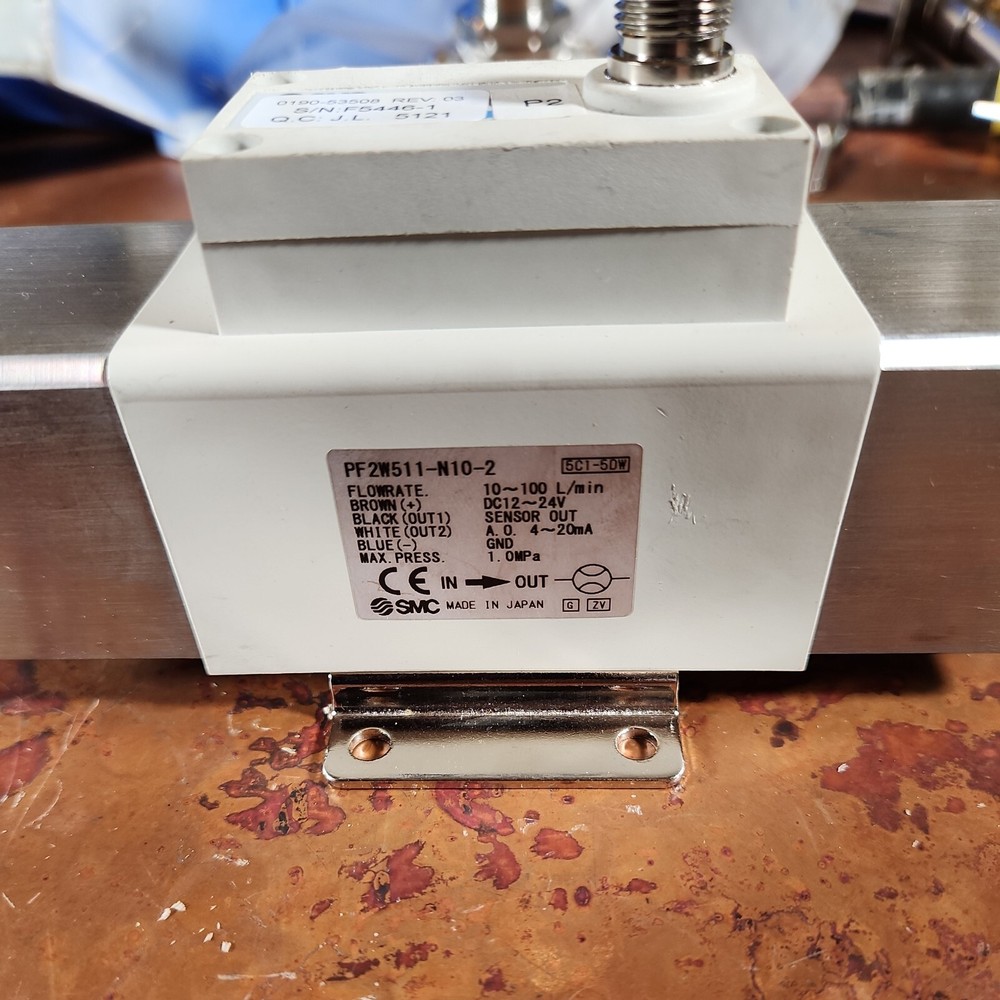 SMC WATER DIGITAL FLOW SWITCH PF2W511-N10-2 Applied Materials
