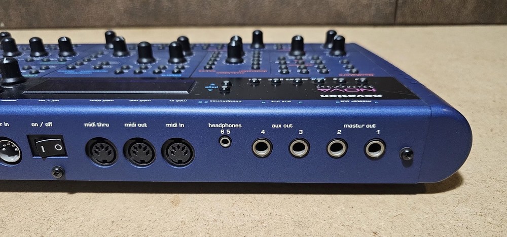 Novation Nova Polyphonic Synthesizer w/ Analogue Sound Modelling -Untested-
