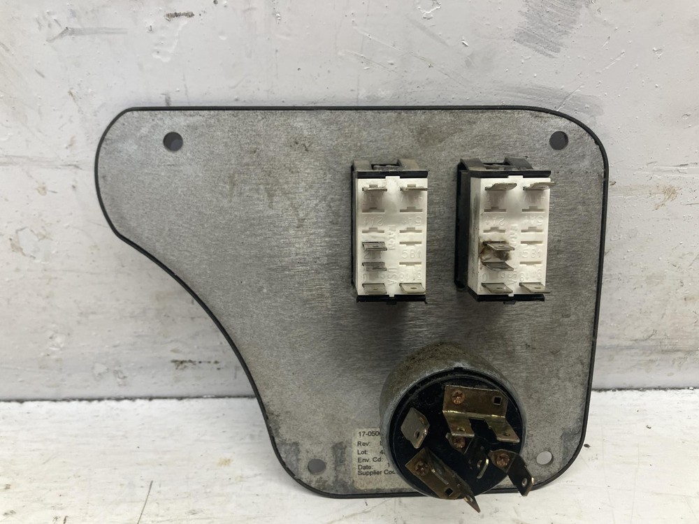 Peterbilt 387 IGNITION Dash Panel - Used