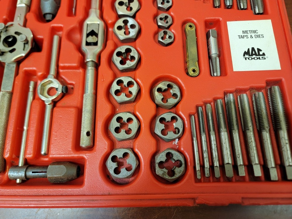 Mac Tools TDCOMBO Tap and Die Set...missing a piece