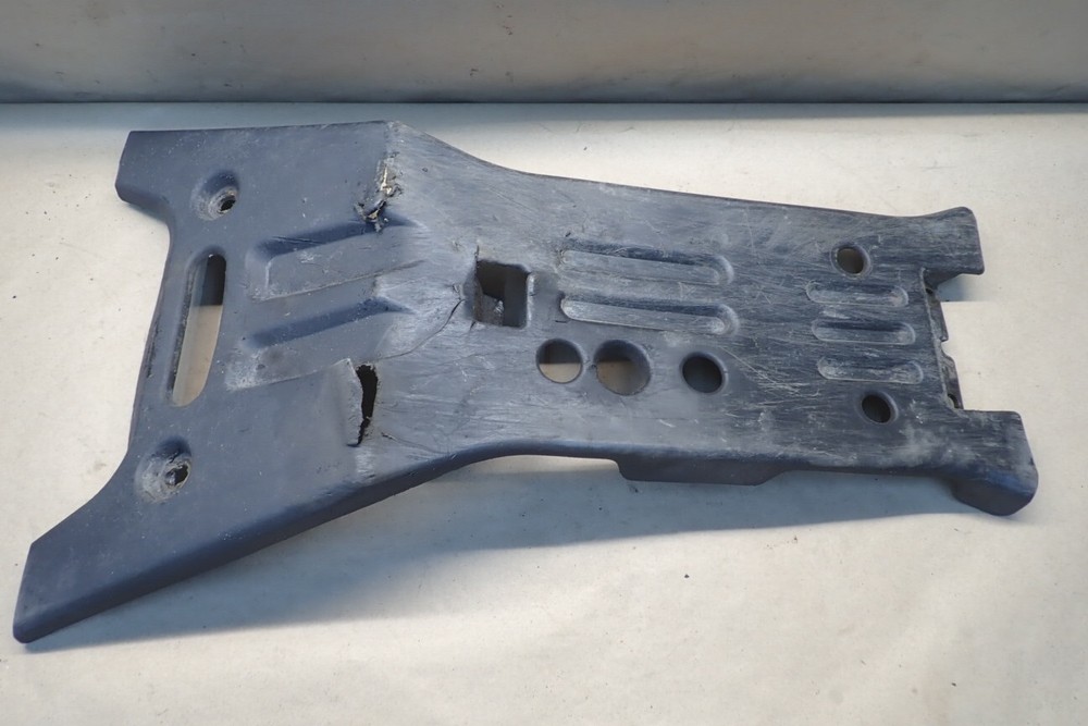 2004 YAMAHA GRIZZLY 660 FRONT LOWER SKID PLATE PLASTIC