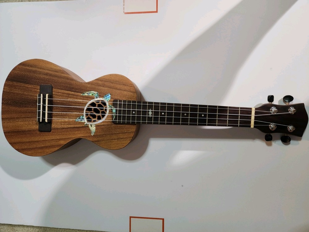 Solid Wood Concert Ukulele Bruce Wei