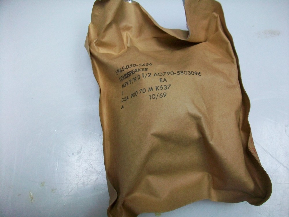 VINTAGE NOS 3 1/2" SQUARE LOUDSPEAKER