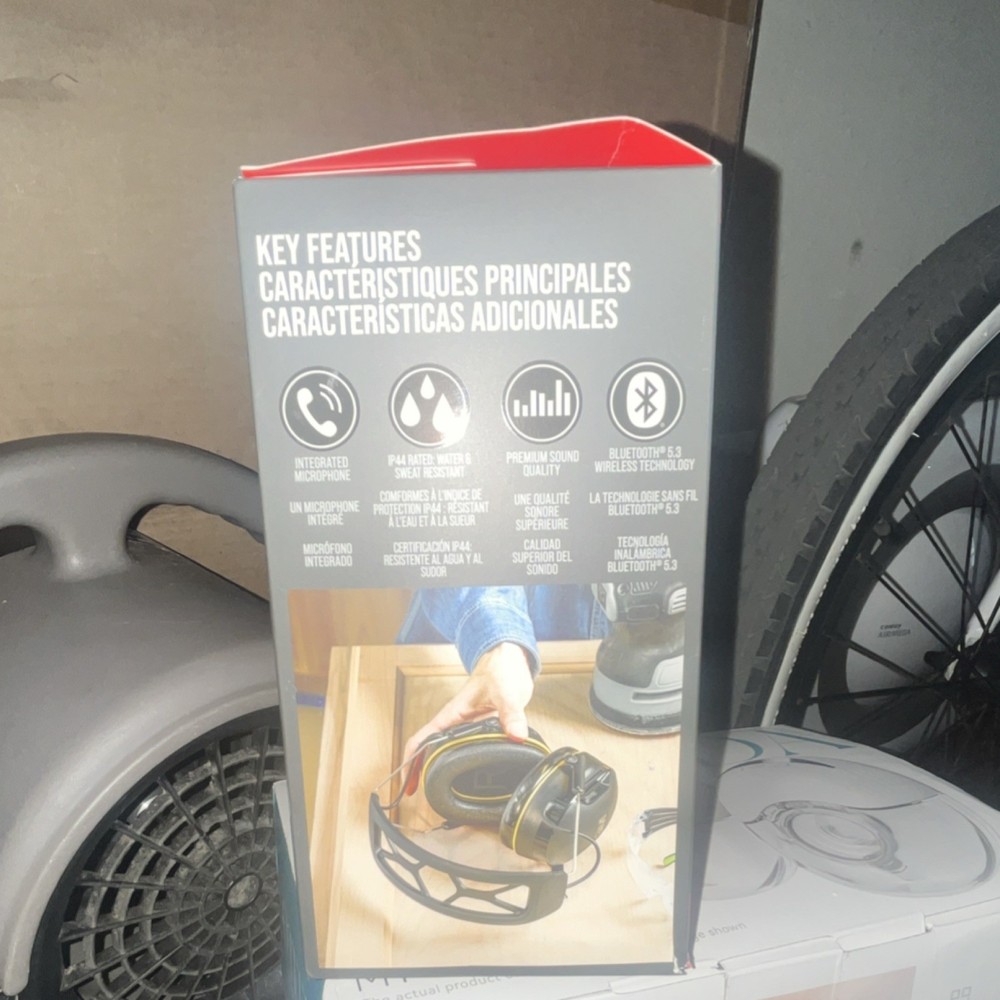 3M WorkTunes Connect Bluetooth Hearing Protector Ear Muffs 26dB NRR